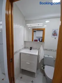 Bonito apartamento en Laredo - Image 5