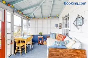 Ocean Point home, large porch, ocean view, water access - Image 3
