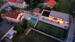 Villa Tina with Swimming Pool, Tennis court, Games room, Sauna, Gym, BBQ - Image 2