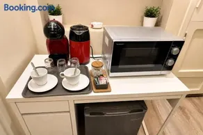 Modern Studio Walk to Hercules Cave & Achakkar Beach Free Parking AC WiFi 1 - Image 4