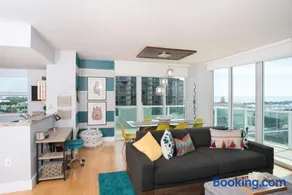 Coconut Grove Gorgeous Bay View 1 bedroom Condo Includes Parking - Image 3