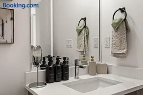 Serene Mediterranean Retreat - Image 2