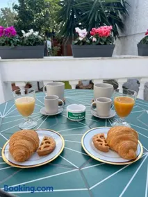 VesuvioSerenity- B&B with Breakfast & Free Parking - Image 2
