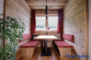 WOLF Apartments - Panorama Mountain Retreat in Tirol - Image 2