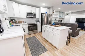 Cozy Cottage w Beach Access Near Annapolis - Image 2