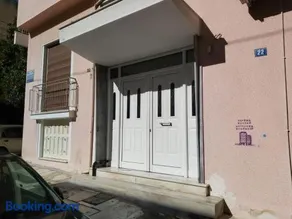 TONI'S Local retreat for Magicians in Koukaki - Image 2
