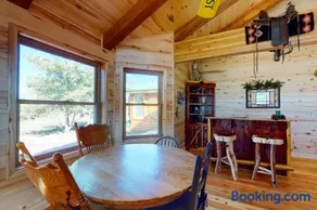 Cougar Canyon Main and Bunk - Image 4