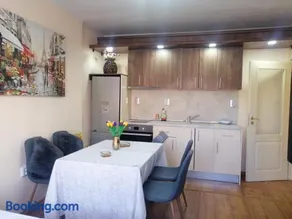 Apartament ,,EDELVAIS- LUX'' - Image 1