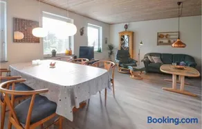 Splendida casa in pelliccia con cucina - Image 2