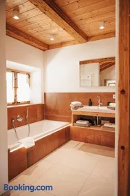 Chalet Zugspitze, Kamin, Tiere - Image 3