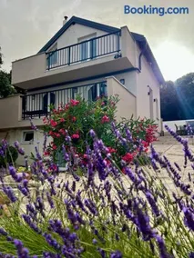 Villa Rosemary - Image 1