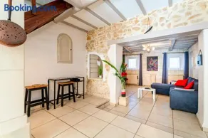Lucciano Village House, Sleeps 6 - Image 2