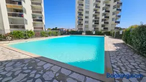 Vue Panoramique sur Bassin,Piscine et terrasse - Image 5