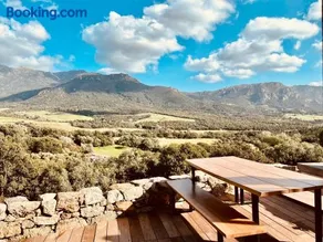 Maison de campagne, deux chambres, vue sur les montagnes - Image 3