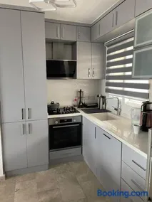 Large Super Lux apartment in Thalassa Beach Resort - Image 4