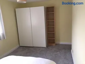 24 turnpike close - Image 2
