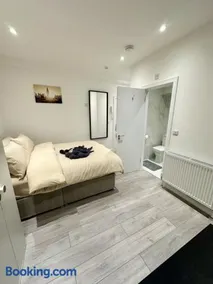 Studio Near London Big Ben - Image 4