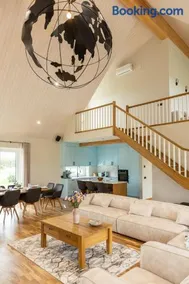 Seaside Villa - luxury home with sea views - Image 5