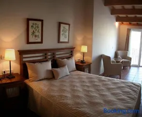 Hotel Es Mercadal - Image 4