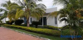Espectacular Casa Campestre entre Giradot-Espinal - Image 2