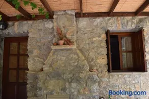 Emilio's House - Image 2
