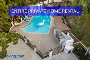 Entire Private Home with Pool, Sauna, Gym, 3 Bed, Parking Yard, Ranch Style, 2 Bedroom 2 Bathrooms, Available Now - Image 1