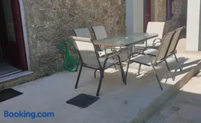 Kontrata Cottage - Image 2