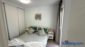 Modern Gala Stay Gran Alacant - Image 1
