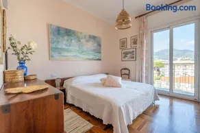 Wake Up to the Sea at Alassio - Stunning View from Every Room - Image 3