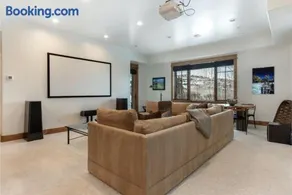 Private Hot Tub, Theater Room, Valet Parking and Ski & Boot Storage at Ritz Carlton - Image 3