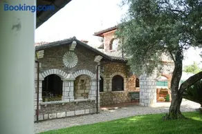 Casale Esmeralda - Image 3