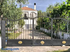 Anna's Garden House - Image 1