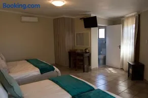 Crystal Rose Lodge & Spa - Image 4