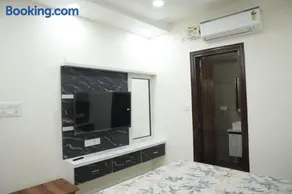Mand Canal View Rest House FOR FAMILIES ONLY - Image 1