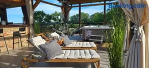 Studio apartman King with private jacuzzi and sauna - Image 1
