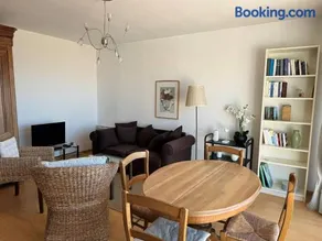 Royan : Appartement 47m², Balcon, Parking privé, Ascenseur - FR-1-738-48 - Image 5