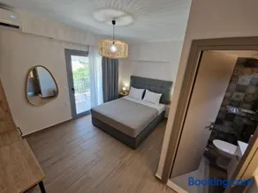 CELENI APARTMENTS - Image 2