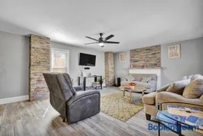 5 Bedroom, 6 Bed Cozy and Spacious Home - Image 2