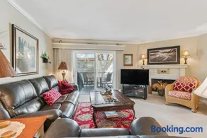 Coastal St Simons Retreat - Private Patio & Bonus Suite - Image 2