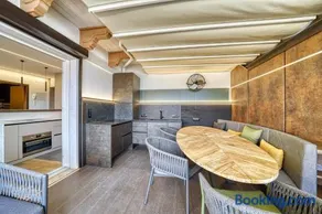 City CENTRAL Apartment - Attico Porto Brenzone -lakefront rooftop terrace - Image 1