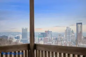 Luxury Retreat - Stunning Pittsburgh Skyline Views - Image 3