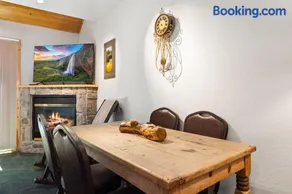 Creekside Condos D by Estes Park Condos - Image 5