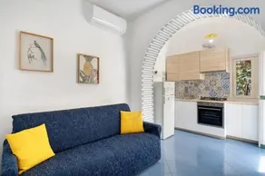 Blue & Green Apartments - Image 3