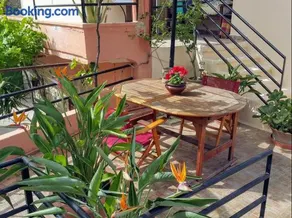 Traditional Residence with terrace - Image 3