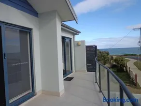 The Beach Villa Bunbury - Image 2