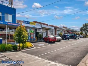 PROMO 2-Bedroom Villa Next to Train Station, FREE PARKING - Image 2