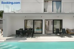 Infinity pool Villa San Amore - Image 1
