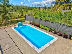 Hamptons House On Fraser Coast - Image 5