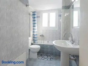 Kalamata beach retreat - Image 3