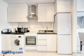 Peaceful Studio at Celestia A Dubai South by Deluxe Holiday Homes - Image 4